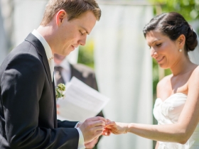 12-06-02-wedding-laurarobin-230